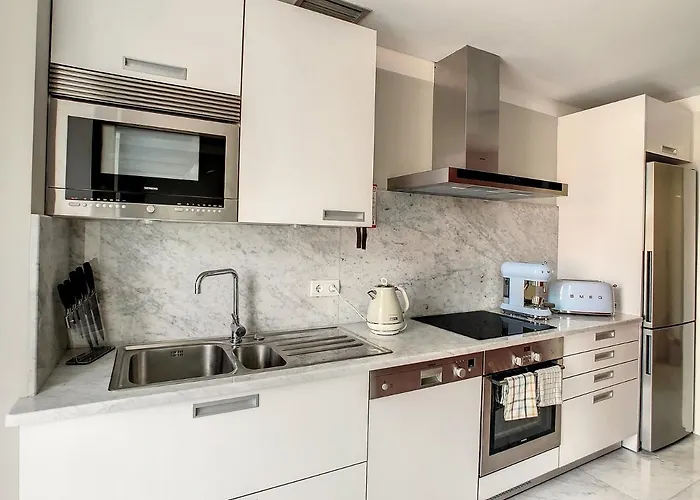 Apartment The New By Lovelystay Funchal (Madeira)